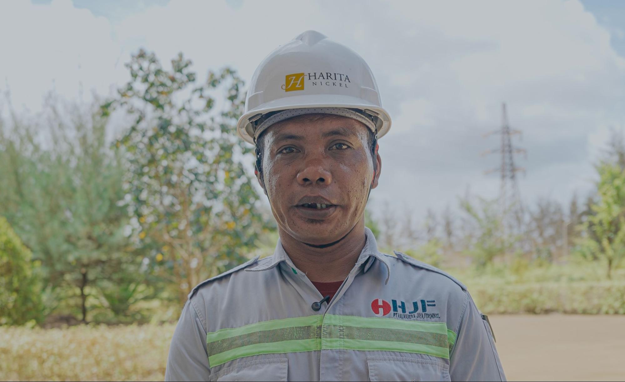 Karyawan Harita Nickel yang berasal dari Kawasi