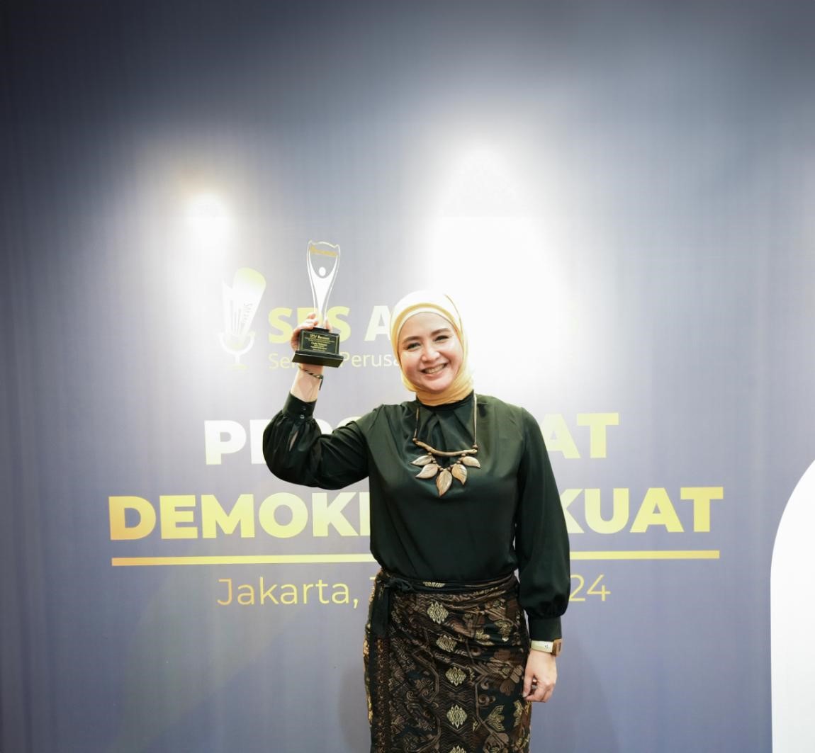 Majalah harita nickel dinobatkan sebagai gold winner Majalah harita nickel dinobatkan sebagai gold winner