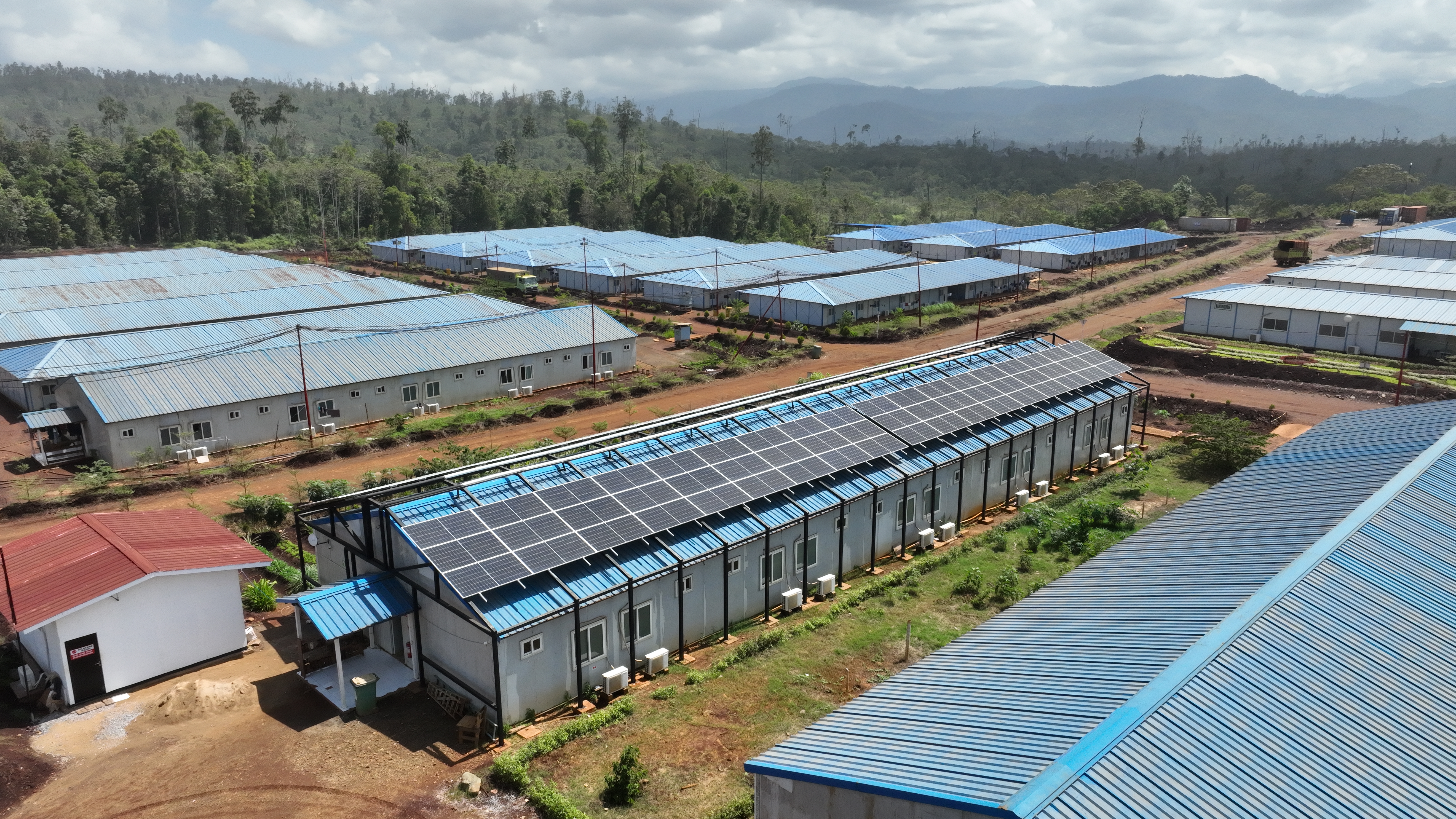Rooftop solar panel battery in nirwana camp 28