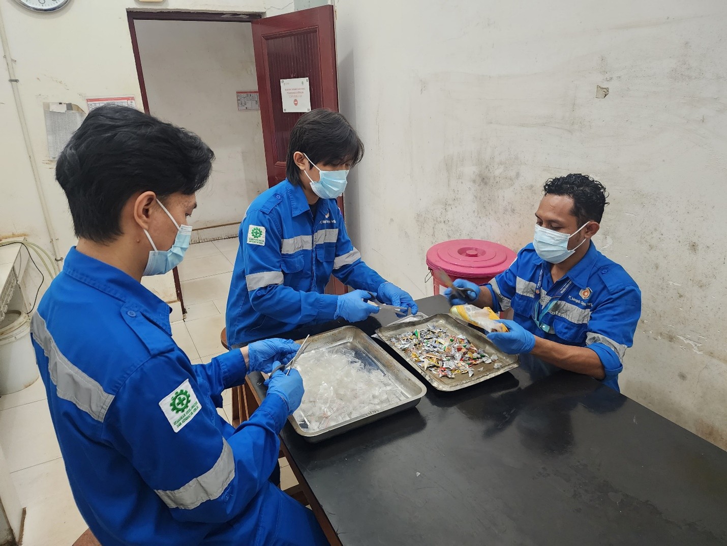 Limbah plastik jadi bahan bakar di msp 2 Limbah plastik jadi bahan bakar di msp 2